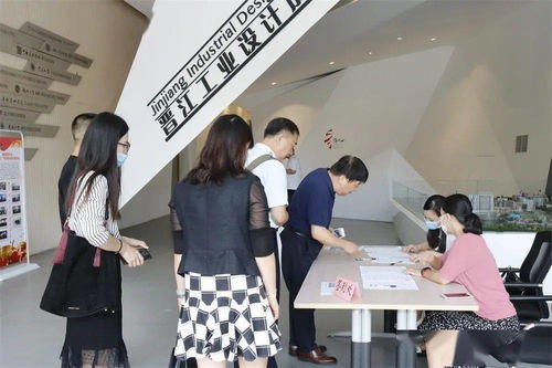 萊賽爾纖維開(kāi)發(fā)應(yīng)用技術(shù)交流對(duì)接活動(dòng)在園區(qū)成功舉行